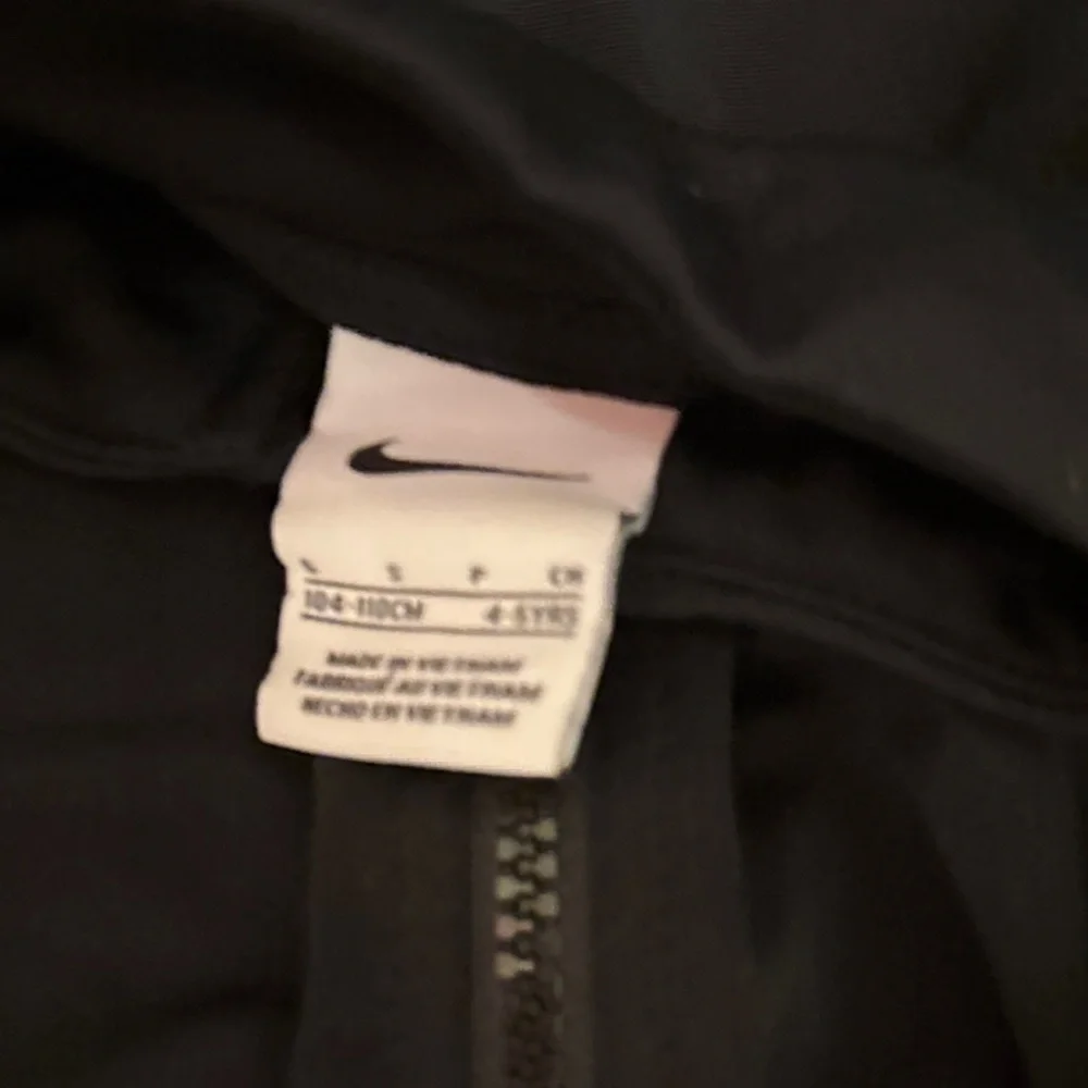 Nike Black Athletic Zip Jacket and Jogger Set with White Swoosh - Picture 2 of 2